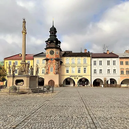 V Podkrovi